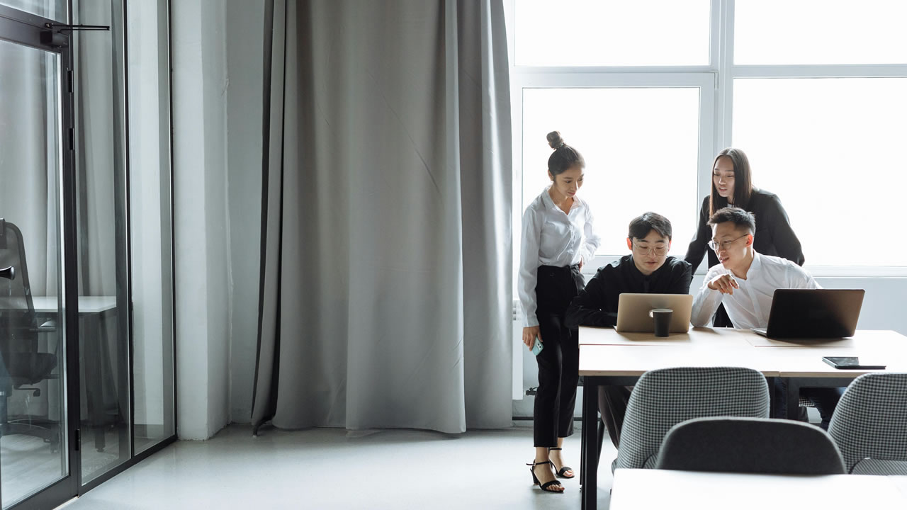 Does the HVUT apply to a heavy vehicle that is only used on private roads and never on public highways? 